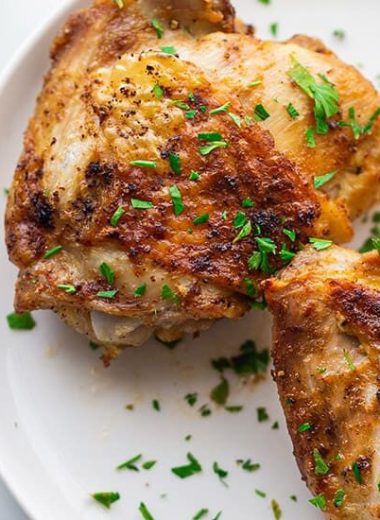 Air Fryer Chicken Thighs (Keto)