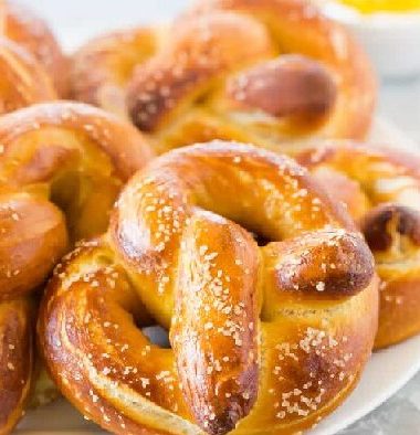 KETO SOFT PRETZELS