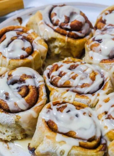 Air Fryer Cinnamon Rolls