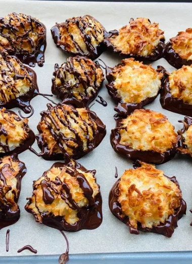 Air Fryer Coconut Macaroons