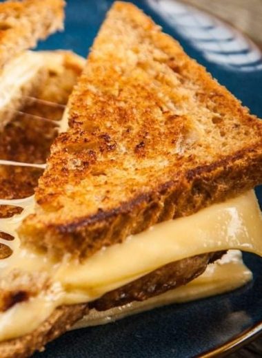 Air Fryer Grilled Cheese Sandwich