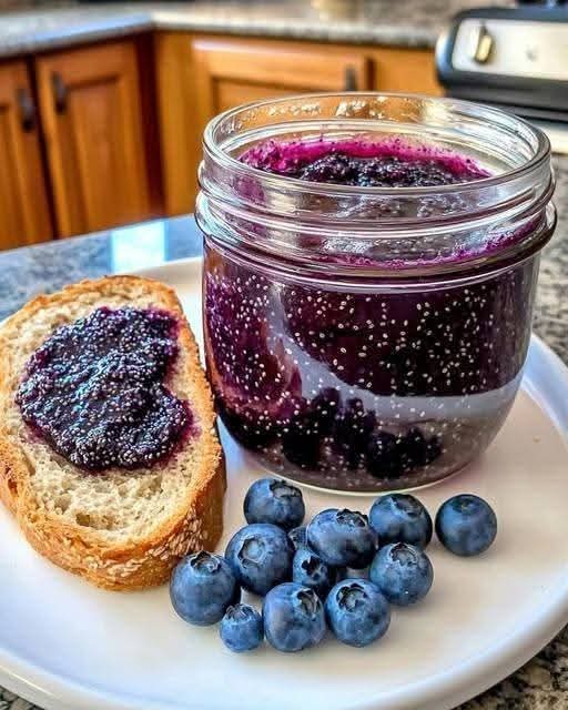 Healthy Blueberry Chia Jam (No Pectin)